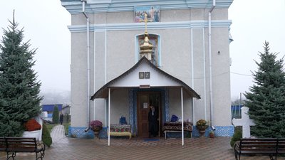 Почергові богослужіння чи суд: на Вінниччині громада ПЦУ просить доступ до храму УПЦ Почергові богослужіння чи суд: на Вінниччині громада ПЦУ просить доступ до храму УПЦ