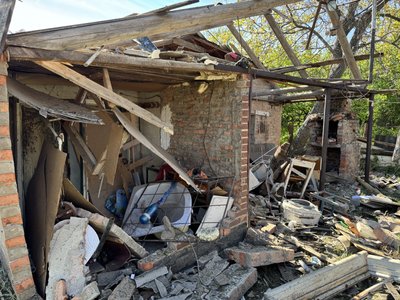 "Одна коробка від будинку": наслідки дронової атаки на Полтаву 16 травня "Одна коробка від будинку": наслідки дронової атаки на Полтаву 16 травня