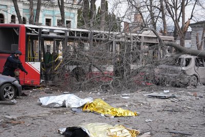 “Секунда і я вже лежу”: 13-річний Іван лікується після ракетного удару в Сумах “Секунда і я вже лежу”: 13-річний Іван лікується після ракетного удару в Сумах