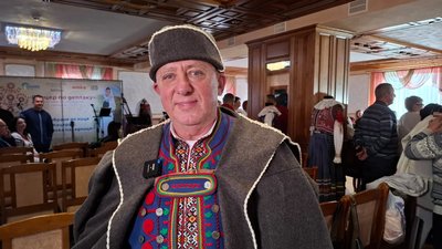 Юрій Венгринович, лемки, лемківщина, чуга, дефіле Юрій Венгринович, лемки, лемківщина, чуга, дефіле