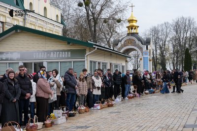 Великдень-2026: у столичних храмах моляться та освячують святкові кошики Великдень-2026: у столичних храмах моляться та освячують святкові кошики