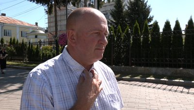 У Луцьку попрощалися з загиблим бійцем Павлом Антонюком У Луцьку попрощалися з загиблим бійцем Павлом Антонюком