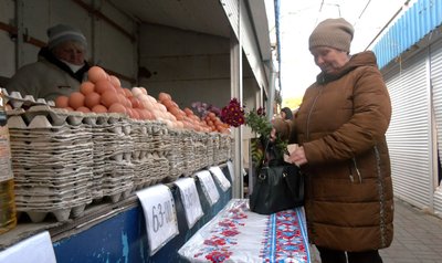 У Черкасах на ринку здорожчали яйця