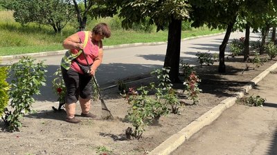 “З кожним днем — гірше”. Як живе Новодонецьке без світла під щоденними обстрілами “З кожним днем — гірше”. Як живе Новодонецьке без світла під щоденними обстрілами