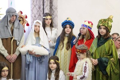 В громаді Житомирщини для родин загиблих захисників влаштували різдвяний святковий обід В громаді Житомирщини для родин загиблих захисників влаштували різдвяний святковий обід