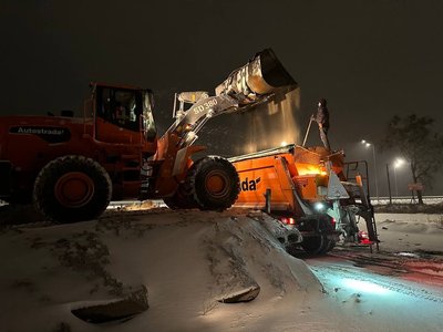 Дороги, сніг, хуртовина, погода, прибирання, техніка, Житомирщина Дороги, сніг, хуртовина, погода, прибирання, техніка, Житомирщина