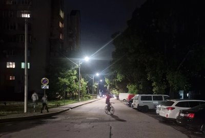 У Чернівцях замінюють старе освітлення на енергоощадне: на яких вулицях та як це впливає на економію У Чернівцях замінюють старе освітлення на енергоощадне: на яких вулицях та як це впливає на економію