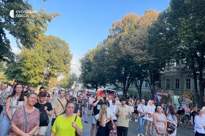 Підняття прапора на Біржовій площі: як в Одесі відзначають День міста Підняття прапора на Біржовій площі: як в Одесі відзначають День міста