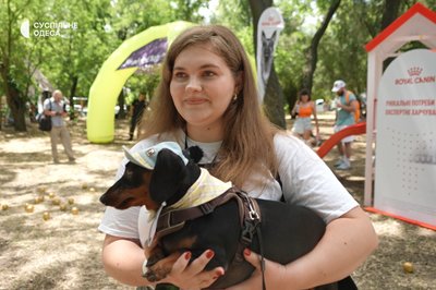 Свідоме пет-батьківство та допомога притулкам: в Одесі вперше відбувся "Песики Фест" Свідоме пет-батьківство та допомога притулкам: в Одесі вперше відбувся "Песики Фест"