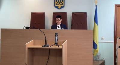 У Конотопському суді продовжується розгляд справи голови Буринської громади Віктора Ладухи та двох посадовців У Конотопському суді продовжується розгляд справи голови Буринської громади Віктора Ладухи та двох посадовців