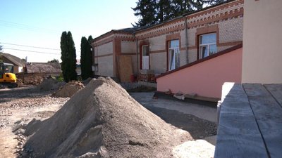 У Хмельницькій громаді завершують будівництво чотирьох укриттів У Хмельницькій громаді завершують будівництво чотирьох укриттів