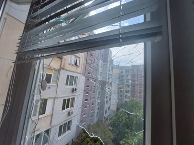 Херсон, обстріли, липень 2024, скло, вікно Херсон, обстріли, липень 2024, скло, вікно