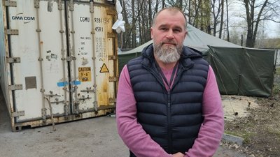 На Житомирщині експерти встановлюють імена двохсот загиблих військовослужбовців ЗСУ На Житомирщині експерти встановлюють імена двохсот загиблих військовослужбовців ЗСУ