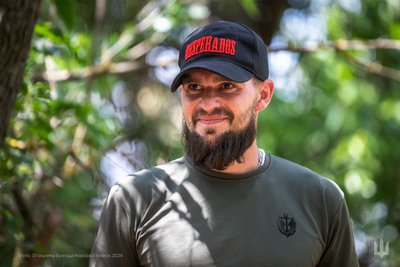"Свій перший бій як морпіх прийняв у Кринках на лівобережжі Херсонщини". Історія військового на псевдо "Кот" "Свій перший бій як морпіх прийняв у Кринках на лівобережжі Херсонщини". Історія військового на псевдо "Кот"
