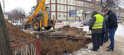 Через аварію на колекторі Бердичів лишився без води: коли відремонтують водогін Через аварію на колекторі Бердичів лишився без води: коли відремонтують водогін