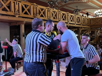 Турнір з армспорту, "Кубок Пушкарів. Ветерани ЗСУ та діти", Андрій Пушкар, армспорт, Тернопільщина Турнір з армспорту, "Кубок Пушкарів. Ветерани ЗСУ та діти", Андрій Пушкар, армспорт, Тернопільщина