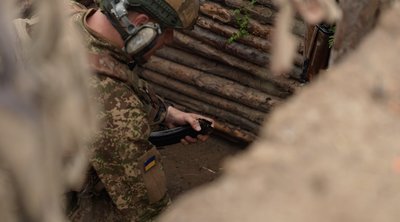 Крізь бруд, дим і "колючку": як на Черкащині готують новобранців нацгвардії на смузі перешкод Крізь бруд, дим і "колючку": як на Черкащині готують новобранців нацгвардії на смузі перешкод