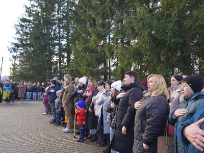 Ворохта, пам'ятні дошки, стенди, Паша Лі, військові, волонтери Ворохта, пам'ятні дошки, стенди, Паша Лі, військові, волонтери