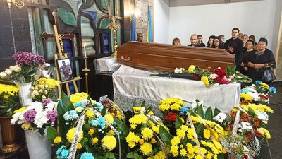 Прощання у Домі печалі, похорон, ЗСУ Прощання у Домі печалі, похорон, ЗСУ