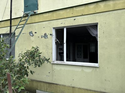 Як внаслідок атаки зазнали пошкоджень приватні будинки у Кременчуцькому районі Як внаслідок атаки зазнали пошкоджень приватні будинки у Кременчуцькому районі