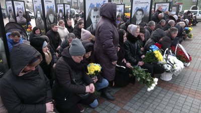 З військовими Миколою Говоровим, Андрієм Солоновичем та Едуардом Малим попрощалися у Рівному З військовими Миколою Говоровим, Андрієм Солоновичем та Едуардом Малим попрощалися у Рівному