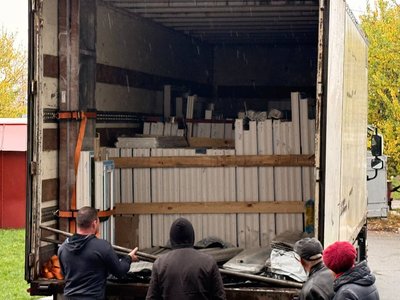 У Смілі на Черкащині розпочнуть встановлювати вікна в пошкодженій «шахедом» багатоповерхівці У Смілі на Черкащині розпочнуть встановлювати вікна в пошкодженій «шахедом» багатоповерхівці