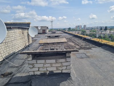 Підлітки на даху: хто відповідає за безпеку на житомирських багатоповерхівках Підлітки на даху: хто відповідає за безпеку на житомирських багатоповерхівках
