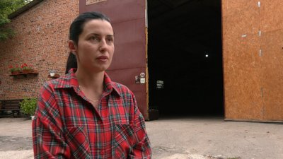 "Курочки, на жаль, загинули": у Чернігові російська ракета влучила у завод "Поліські курчата" "Курочки, на жаль, загинули": у Чернігові російська ракета влучила у завод "Поліські курчата"