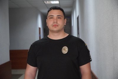 "Била кота і знімала це на відео". У Павлограді 17-річну дівчину підозрюють у жорсткому поводженні з тваринами "Била кота і знімала це на відео". У Павлограді 17-річну дівчину підозрюють у жорсткому поводженні з тваринами