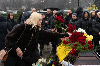 В Ужгороді попрощалися із полеглим військовим Русланом Капальчиком В Ужгороді попрощалися із полеглим військовим Русланом Капальчиком