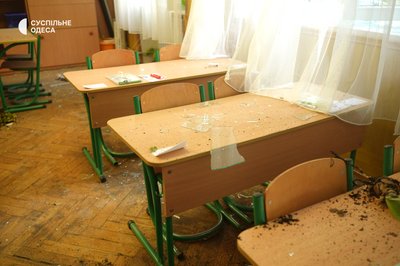 Пошкоджені майже всі кабінети: який вигляд має ліцей в Одесі після атаки РФ
