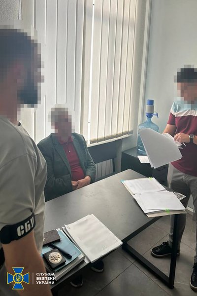 4000 доларів за списання зі служби: на Житомирщині гендиректора райлікарні підозрюють у хабарництві 4000 доларів за списання зі служби: на Житомирщині гендиректора райлікарні підозрюють у хабарництві