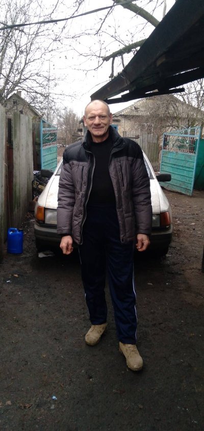 "Мені здається, що він десь є і скоро подзвонить" — дружина загиблого воїна з Житомирщини "Мені здається, що він десь є і скоро подзвонить" — дружина загиблого воїна з Житомирщини