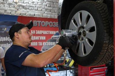 Ветеран з Волині відкрив власне СТО завдяки державному гранту Ветеран з Волині відкрив власне СТО завдяки державному гранту