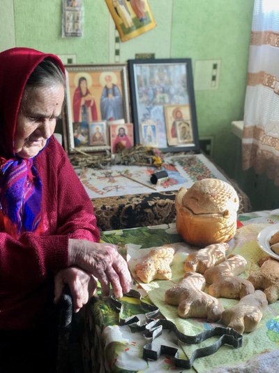 "Форма домашнього благословення від родичів". На Кіровоградщині відроджують традицію випікання різдвяного печива "Форма домашнього благословення від родичів". На Кіровоградщині відроджують традицію випікання різдвяного печива