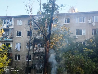 Російські війська атакували Одещину: пошкоджені три багатоповерхівки