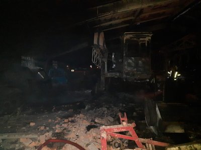 Обстріл Полтавщини у ніч із 24 на 25 березня: подробиці про пожежу Обстріл Полтавщини у ніч із 24 на 25 березня: подробиці про пожежу
