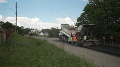 Ремонт дороги, М19, Теребовля, Тернопільщина, 8 червня 2026 року Ремонт дороги, М19, Теребовля, Тернопільщина, 8 червня 2026 року