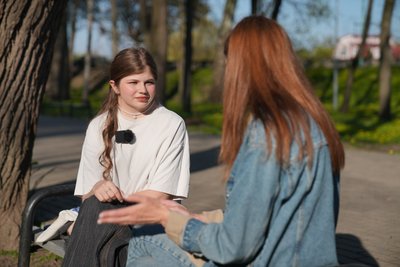 "Я не повернусь": як 18-річна дівчина втекла з окупованого Донецька в Суми "Я не повернусь": як 18-річна дівчина втекла з окупованого Донецька в Суми