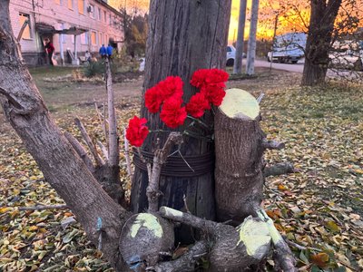 "Спочатку ракета, а хвилин за 15 — "шахед": місцеві розповіли про удар РФ по магазину в Самарівському районі "Спочатку ракета, а хвилин за 15 — "шахед": місцеві розповіли про удар РФ по магазину в Самарівському районі