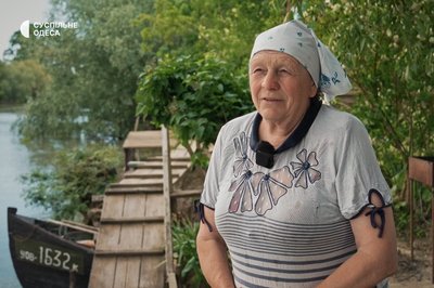 "Вона бере все необхідне із сонця та землі": як вирощують полуницю на півдні Одещини "Вона бере все необхідне із сонця та землі": як вирощують полуницю на півдні Одещини