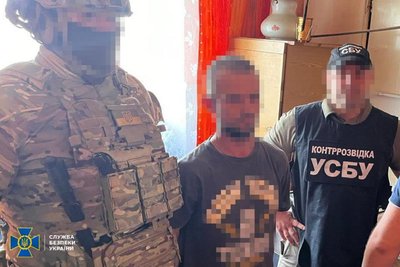 Рівнянина підозрюють у держзраді та реєстрації Starlink для армії РФ — СБУ Рівнянина підозрюють у держзраді та реєстрації Starlink для армії РФ — СБУ
