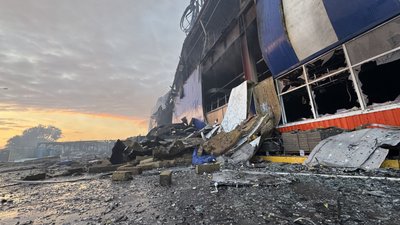 «Щоб ті кацапи виздихали»: жителі Миколаєва про наслідки атаки дронів «Щоб ті кацапи виздихали»: жителі Миколаєва про наслідки атаки дронів