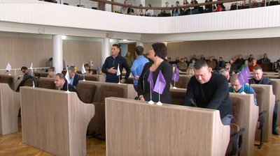 Зарплата педагогам і житло для ветеранів — за що голосували на сесії Черкаської міськради Зарплата педагогам і житло для ветеранів — за що голосували на сесії Черкаської міськради