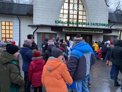 800 дітей Київщини, які потребують соціальної підтримки, відвідали свято "Залізний Миколай" 800 дітей Київщини, які потребують соціальної підтримки, відвідали свято "Залізний Миколай"