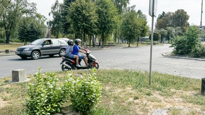 люди евакуація бізнес фронт Покровськ Донецька область 2 вересня 2024 рік люди евакуація бізнес фронт Покровськ Донецька область 2 вересня 2024 рік