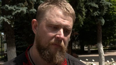 Прощання воєнна журналістка Анастасія Волкова смерть ДТП спогади коханий Анастасії Волкової Артем Воронін Слов’янськ Донецька область