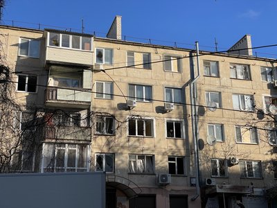 У Херсоні через масований російський обстріл загинули двоє людей, 11 поранених У Херсоні через масований російський обстріл загинули двоє людей, 11 поранених