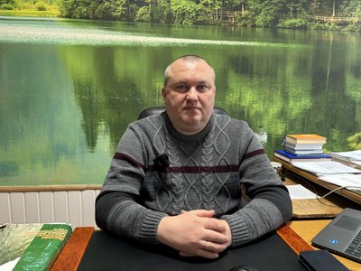 директор Чугуєво-Бабчанського лісового коледжу Валерій Солодовник директор Чугуєво-Бабчанського лісового коледжу Валерій Солодовник