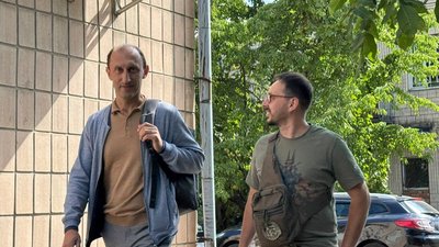 15 свідків себе не визнають потерпілими, два не з'явилися. У Кропивницькому триває розгляд справи Романа Червінського 15 свідків себе не визнають потерпілими, два не з'явилися. У Кропивницькому триває розгляд справи Романа Червінського